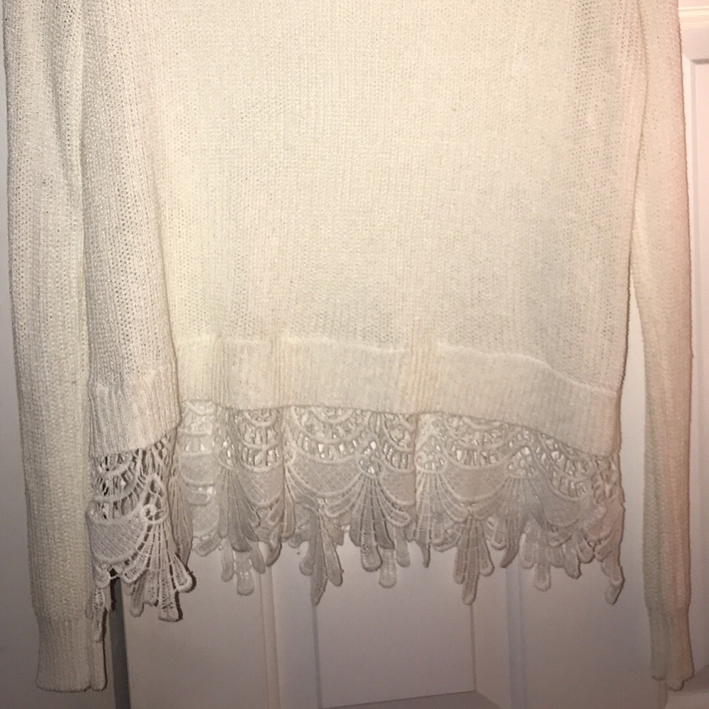Women’s sweater